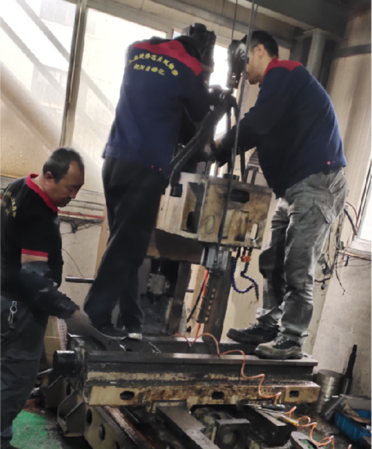 捷甬达CNC850立式加工中心维修